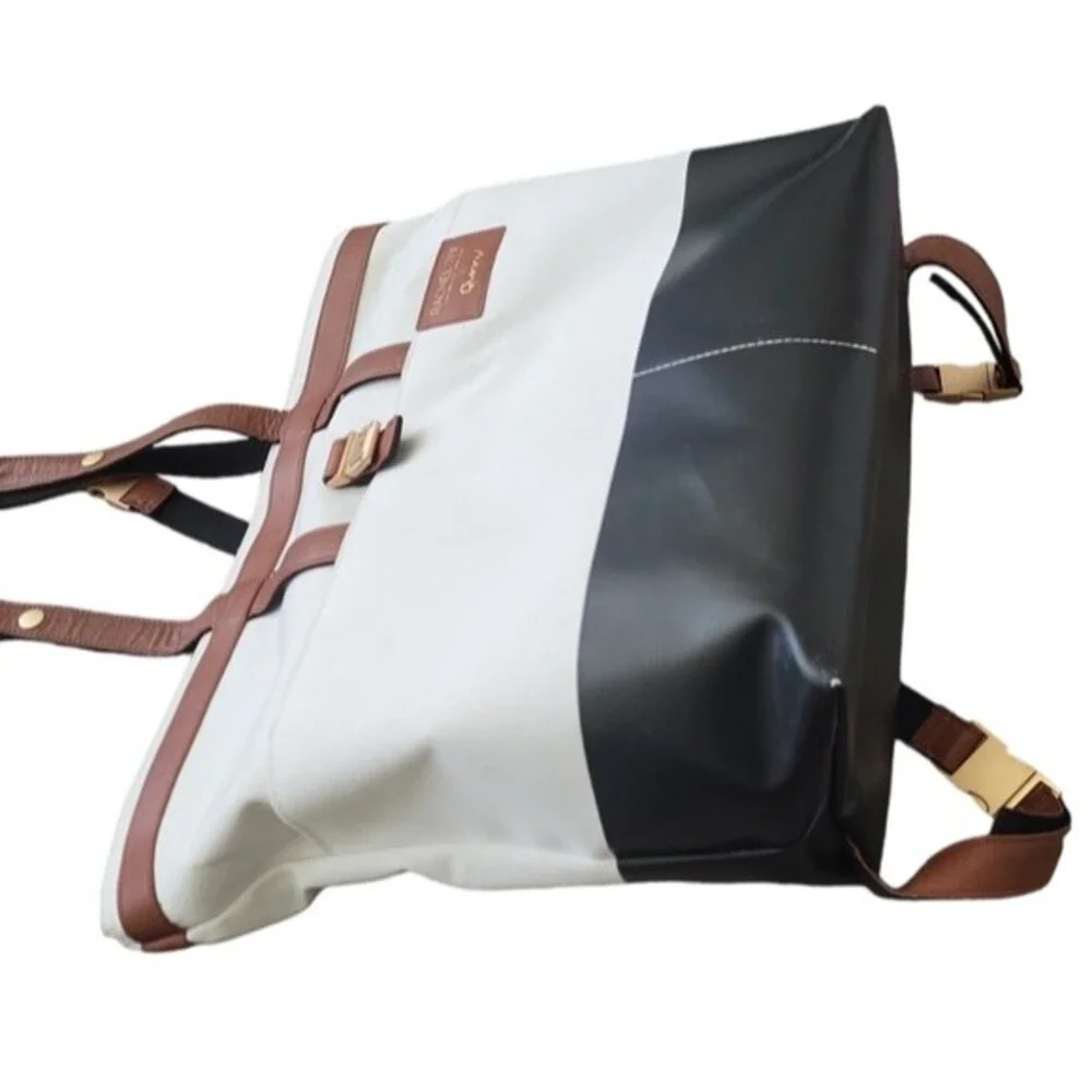 EUC Rachel Zoe Canvas Quinny Diaper Bag backpack w/ many pockets, large